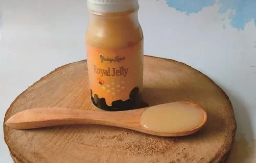 Beli Royal Jelly Asli Berkualitas dari Peternakan Lebah